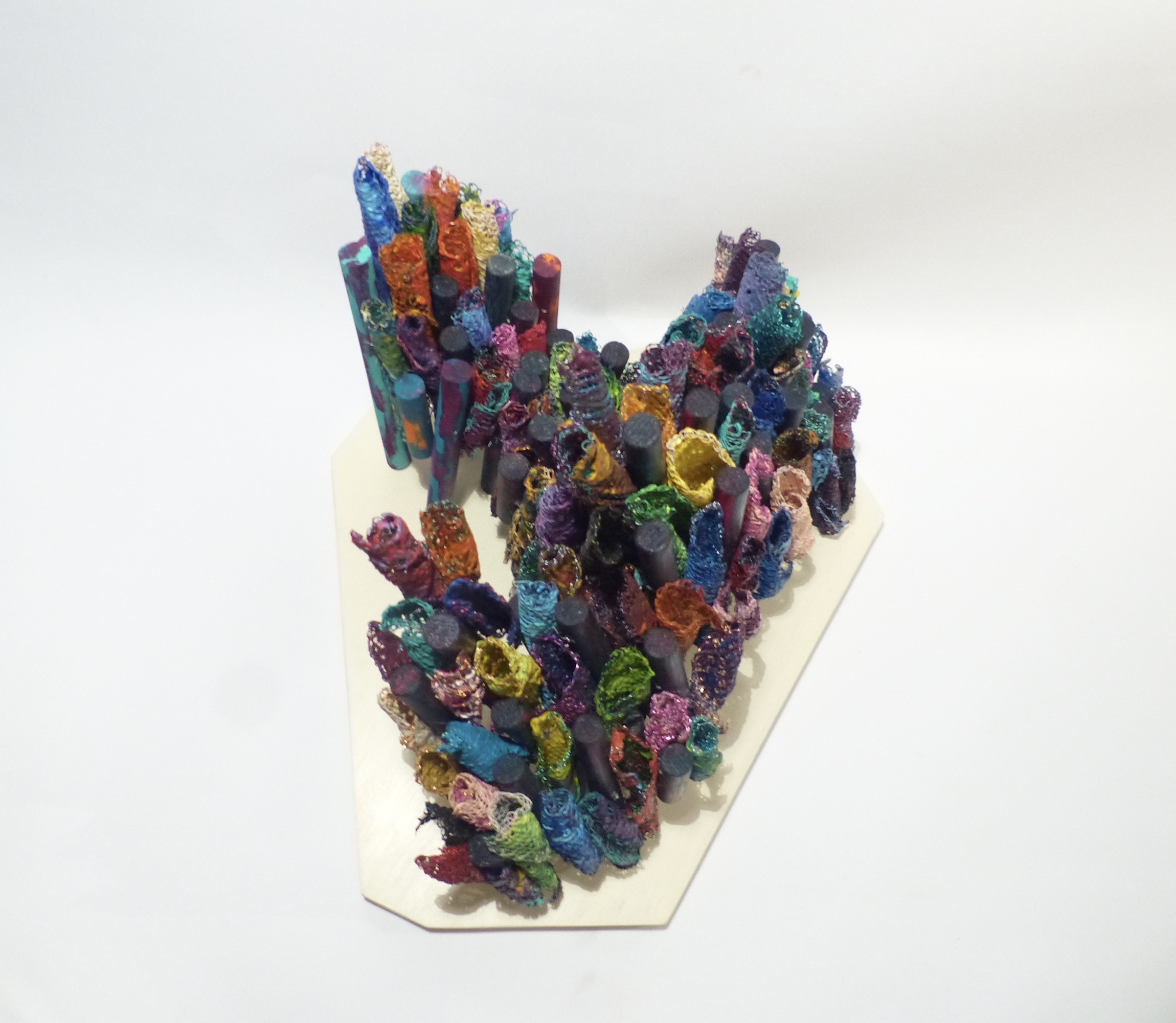 Wire and wood island becomes a bridge back